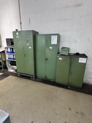 3 Metallwerkzeugschränke